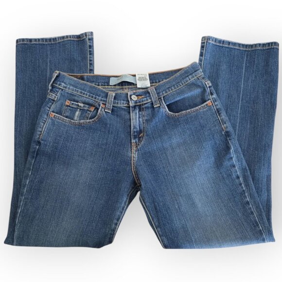 Levi's Medium Wash Blue 515 Bootcut  Mid Rise Jeans 4 Short - Picture 2 of 11